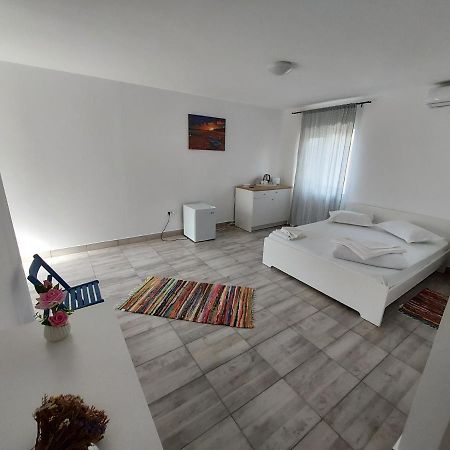 Aparthotel Casa Dada Două Mai Exterior foto